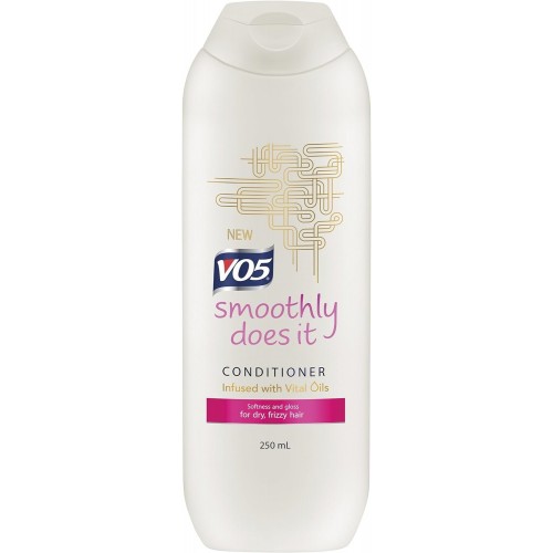 VO5 Conditioner 250ml Smoothly Does It (D)